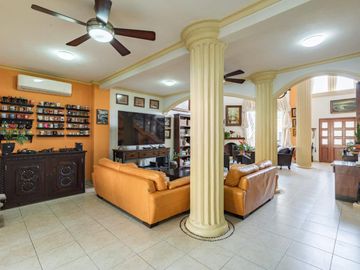 Villa en venta en Las Gaviotas, Puerto Vallarta.