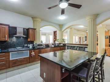 Villa en venta en Las Gaviotas, Puerto Vallarta.