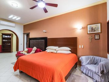 Villa en venta en Las Gaviotas, Puerto Vallarta.