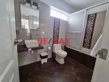 Vendo Departamento Duplex En Surquillo Límite Con Miraflores Con Cochera
