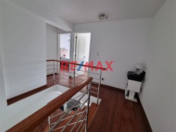 Vendo Departamento Duplex En Surquillo Límite Con Miraflores Con Cochera