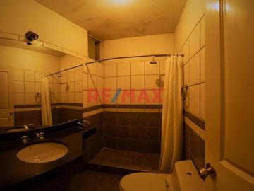 Exclusivo Departamento 2Do Piso En Surco 120M2