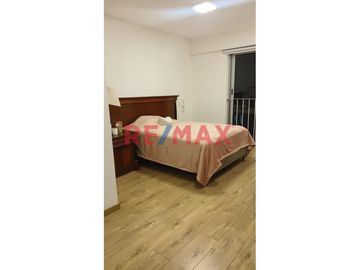Vive con estilo en moderno departamento dúplex vista exterior en Miraflores