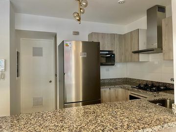 Vive con estilo en moderno departamento dúplex vista exterior en Miraflores