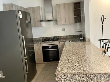 Vive con estilo en moderno departamento dúplex vista exterior en Miraflores