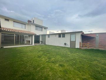 CASA EN RENTA VALLE DE LAS FUENTES, MOD SAUCE, CALIMAYA A 10 MIN METEPEC