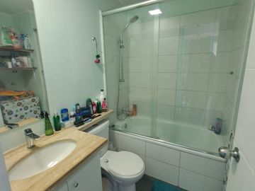 Vendo Acogedor Departamento. 2 D, Serrano / Sta. Isabel