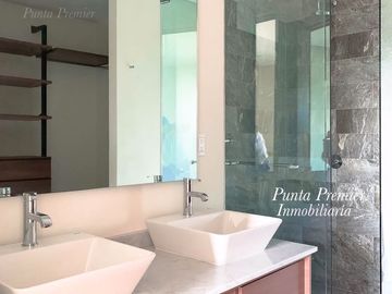 Departamento de Lujo en Venta en Colomos Providencia Nuevo