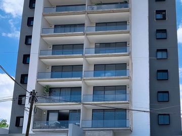 Departamento de Lujo en Venta en Colomos Providencia Nuevo