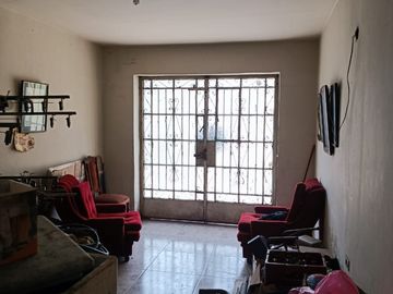 venta de Casa frente a parque en Zárate, San Juan de Lurigancho