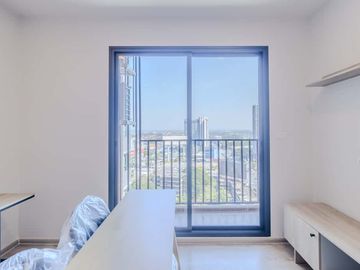 Launching a new condo Premium luxury, prime location, located in the heart of Chiang Mai city.