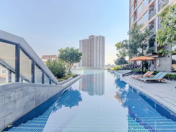 Launching a new condo Premium luxury, prime location, located in the heart of Chiang Mai city.