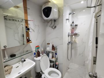 Disewakan Apartemen Greenbay 3br renov 2br, Full Furnished