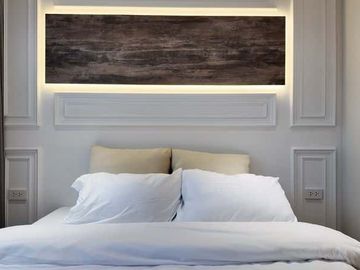 Luxury Condo for Sale in the Heart of Nimman, Soi 12 Ruen Come Tower Condo