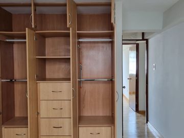 SAN MIGUEL VENTA BONITO DEPARTAMENTO DE 72 M2 MUY BIEN UBICADO EN LA AV RAZURI ENTRE LAS AVENIDAS ESCARDO, LOS PATRIOTAS Y LA LIBERTAD
