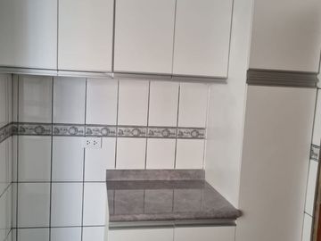 SAN MIGUEL VENTA BONITO DEPARTAMENTO DE 72 M2 MUY BIEN UBICADO EN LA AV RAZURI ENTRE LAS AVENIDAS ESCARDO, LOS PATRIOTAS Y LA LIBERTAD