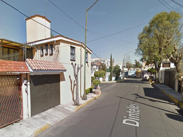 VENTA DE HERMOSA CASA