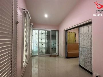 ขายบ้านเดี่ยว 1 ชั้น หมู่บ้านเสนานิเวศน์โครงการ 1 ถนนเสนานิเวศน์ ซ.113/4