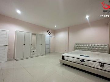 ขายบ้านเดี่ยว 1 ชั้น หมู่บ้านเสนานิเวศน์โครงการ 1 ถนนเสนานิเวศน์ ซ.113/4