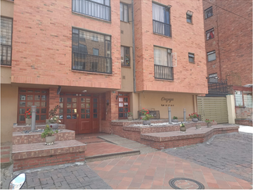 VENDO APARTA-ESTUDIO EN VICTORIA NORTE