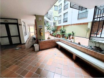 VENDO APARTA-ESTUDIO EN VICTORIA NORTE