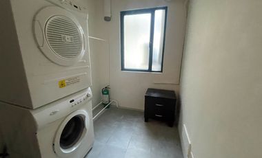 Deluxe 3 Bedroom Corner Unit for Lease in Penhurst Parkplace, BGC, Taguig City