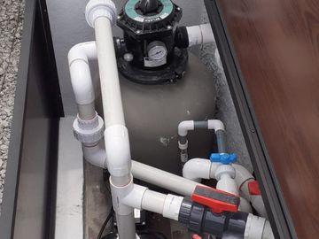 En Venta Casa con Jacuzzi Salinas Costa de Oro con calles asfaltadas