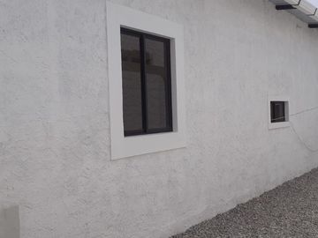 En Venta Casa con Jacuzzi Salinas Costa de Oro con calles asfaltadas