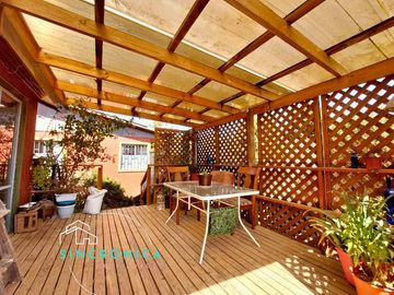 SE VENDE CASA CON GRAN OPORTUNIDAD DE RENTABILIZAR... OFERTA!!