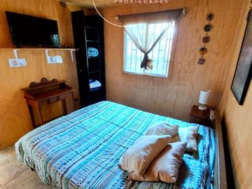 SE VENDE CASA CON GRAN OPORTUNIDAD DE RENTABILIZAR... OFERTA!!