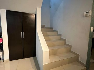 CASA VENTA LAS LOMAS SECTOR JARDINES GARCIA NUEVO LEON