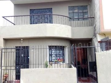 VENTA CASA CALLAO PARA INVERSIONISTAS CONSTRUCTORES FAMILIA NUMEROSA