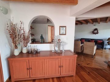CASA FUNCIONAL Y PRÁCTICA EN VENTA, CENTRO DE AVANDARO