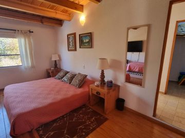 CASA FUNCIONAL Y PRÁCTICA EN VENTA, CENTRO DE AVANDARO