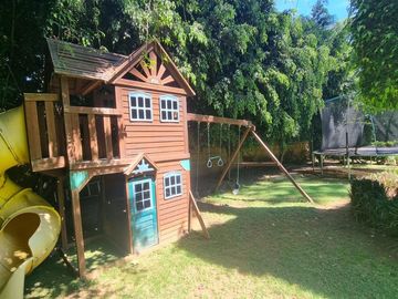 CASA FUNCIONAL Y PRÁCTICA EN VENTA, CENTRO DE AVANDARO