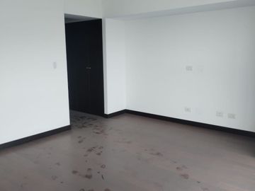 VENTA DEPARTAMENTO AV. CIRCUNVALACIÓN GOLF LOS INCAS SURCO