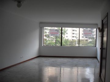 VENDO APARTAMENTO EN EL PEÑON ÁREA: 122.57M2 3 ALCOBAS MÁS SERVICIO