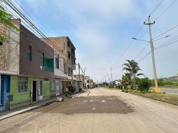 Venta De Casa En Av. Eucaliptos - Urb. El Bosque - Paramonga