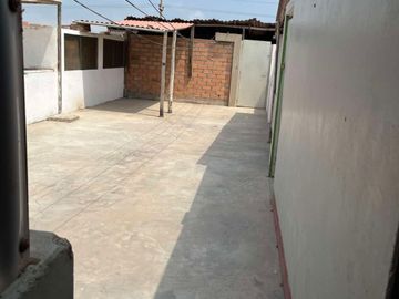 Venta De Casa En Av. Eucaliptos - Urb. El Bosque - Paramonga
