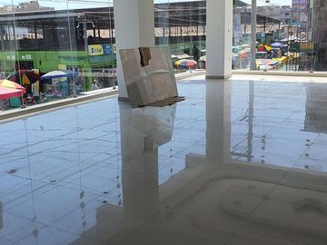 Local Comercial en Flores de Villa