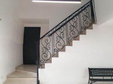 CASA EN VENTA MANGA CERCA DE LA BAHIA