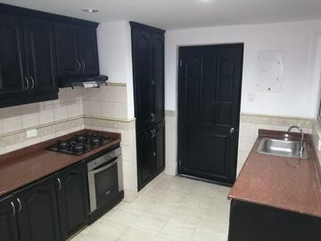 CASA EN VENTA MANGA CERCA DE LA BAHIA