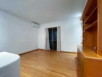 Residencia en Venta San Gonzalo Colomos Patria, Zona Dorada Zapopan