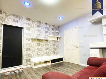 ขาย ดีคอนโด สุขุมวิท 109 (D Condo Sukhumvit 109) วิวสระว่ายน้ำ ใกล้ BTS แบริ่ง ขายพร้อมผู้เช่า