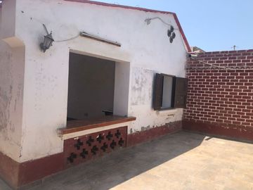 OCASION!! Casa como Terreno en Av. Víctor Larco Herrera-Buenos Aires-Trujillo
