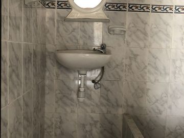 OCASION!! Casa como Terreno en Av. Víctor Larco Herrera-Buenos Aires-Trujillo