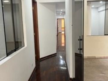 VENDO LINDO DEPARTAMENTO EN AV. BUENAVISTA - CHACARILLA DEL ESTANQUE, SAN BORJA.