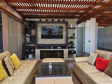 VENTA HERMOSO DUPLEX EN URB. LAS VIOLETAS SURCO