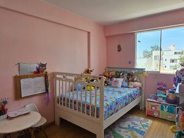 VENTA HERMOSO DUPLEX EN URB. LAS VIOLETAS SURCO