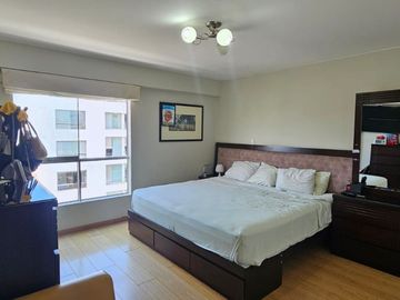 VENTA HERMOSO DUPLEX EN URB. LAS VIOLETAS SURCO